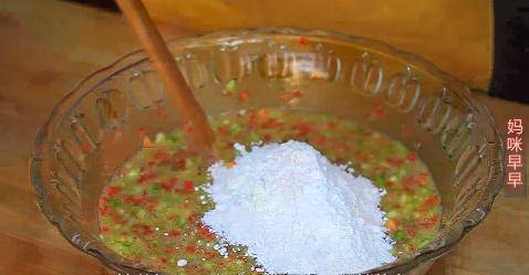 时间|丝瓜很有营养的吃法，不炒不炖，又软又香，特别适合早餐吃