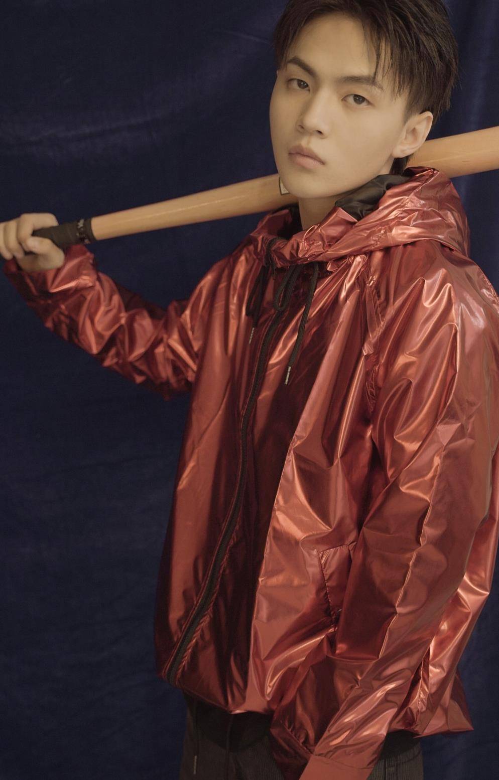 班玛|班玛加运动风写真更新 活力少年展现肆意青春