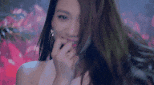 眼睛|睫毛也抢戏!这样的“绝色美人”原来也有缺陷,好担心戳到张馨予