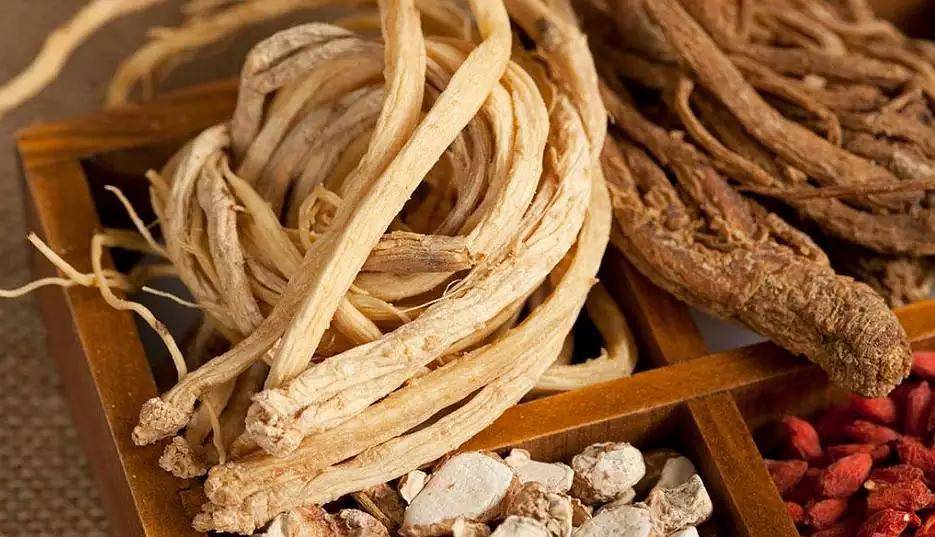 物质|肝不好的人，这4类“伤肝菜”要少吃！若你再馋可能加重肝脏负担