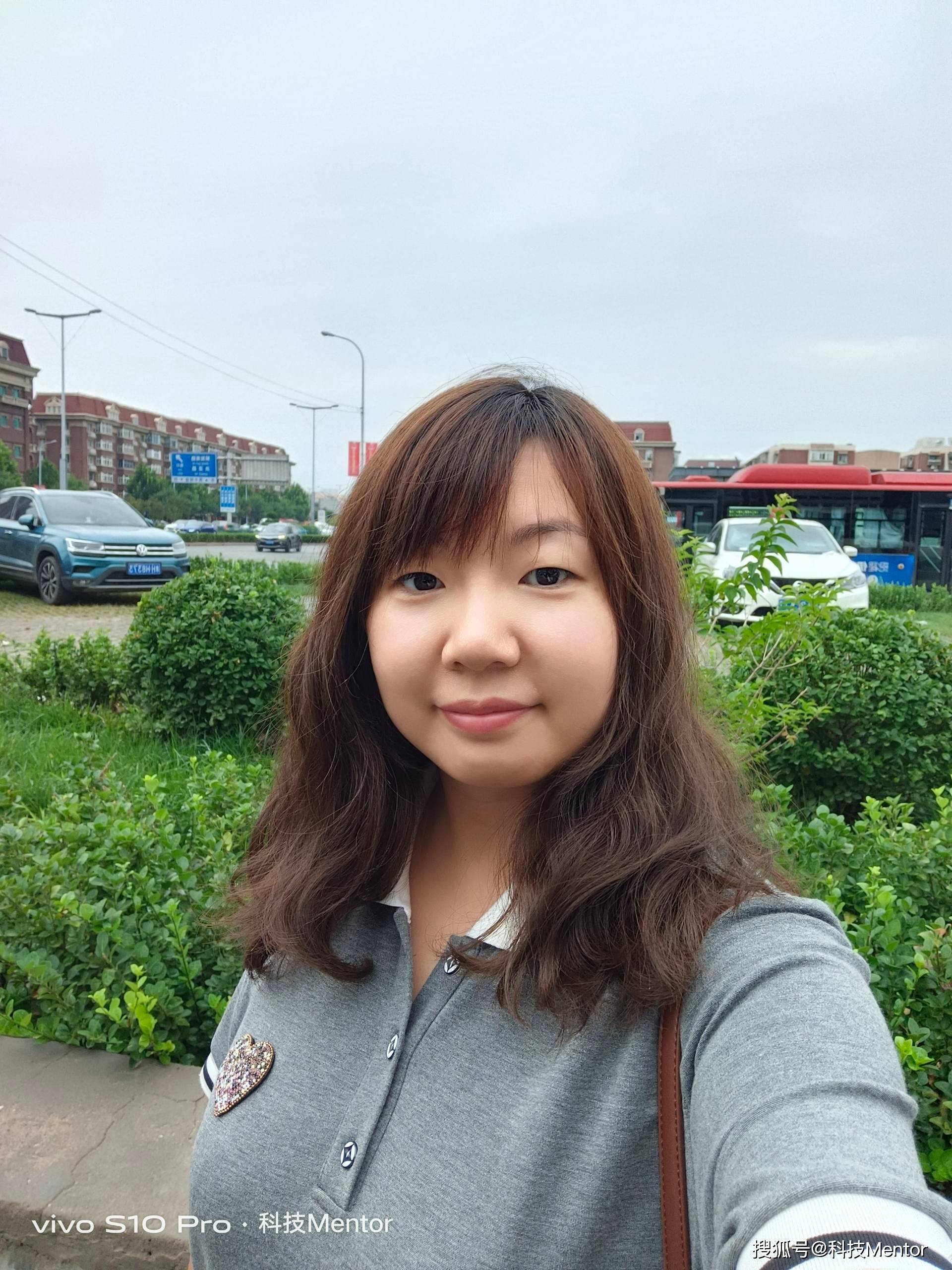 自拍|vivo S10 Pro上手评测：一款将轻薄与自拍做到极致的手机