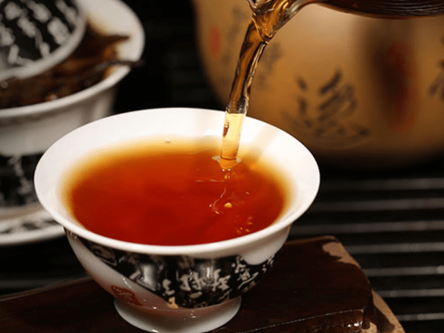 说法|“眉毛一根长，胜过万担粮”，是啥说法？眉毛变长，会怎样？