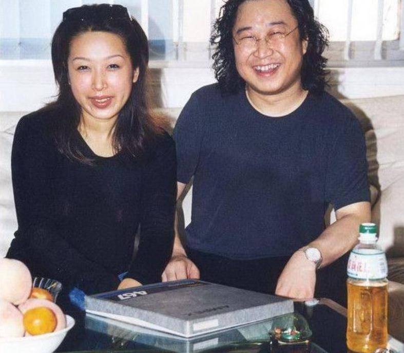 张俊以为孙悦作词的《快乐指南》一问世,狂野动感的孙悦让观众大吃一