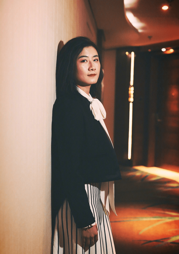 形象|31岁丁宁宣布退役，长发看着挺温柔，奥运冠军变成气场“大姐大”