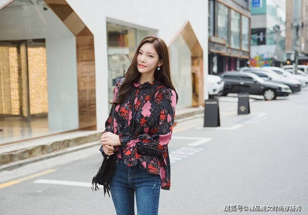 线条美|休闲时尚的牛仔裤怎么穿才能更加好看?