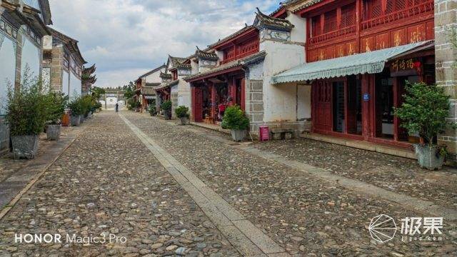山水|远离都市，用荣耀Magic3 Pro镜头留下滇味山水绝景，感受民族风情