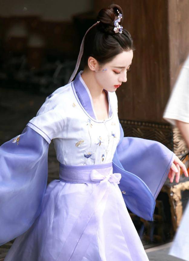 感觉|迪丽热巴《安乐传》全造型，6套妆发各不同，这次是真的好看！？