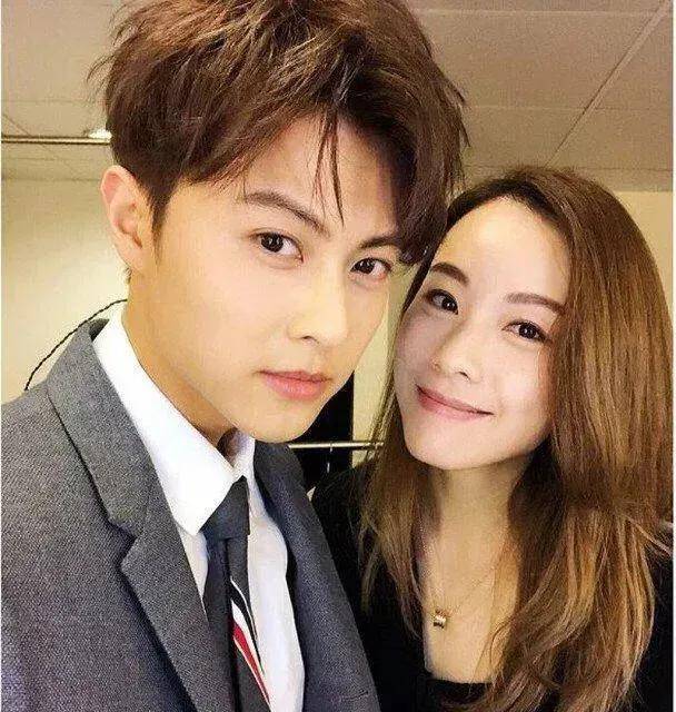 马国明对汤洛雯果然是真爱女方纯素颜首度曝光就像变了