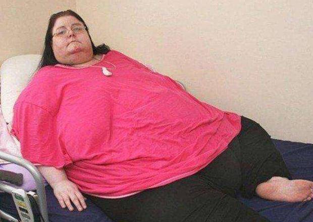 1450斤女胖子嫁给高富帅婚后被宠成公主连生了2个儿子