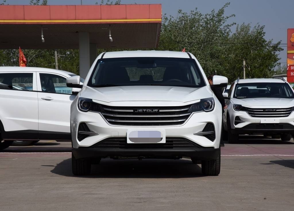 6万元就能买到的中型suv外观时尚空间大捷途x70m真香