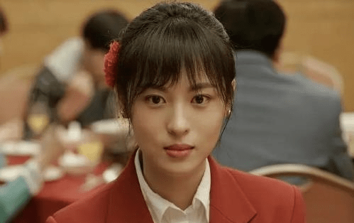 结婚照|90年代结婚这样穿！?乔家的儿女们结婚照，时尚惊艳全场