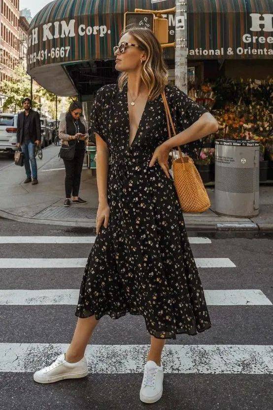 小白|“平底鞋+裙子”穿出女人最轻松,优雅的样子,巨时髦!