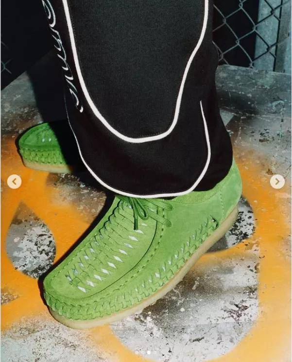 Runner|抄袭沃尔玛？YEEZY“洞洞鞋”红色十月释出！
