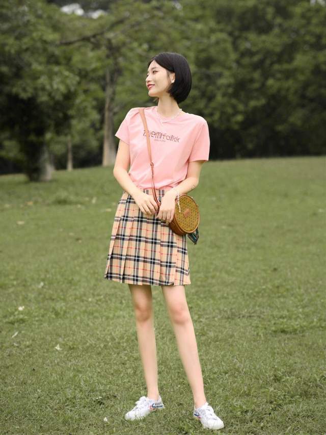 因为|衣服总是不够穿？那是因为不会搭配！你学会这几套穿搭，高级洋气