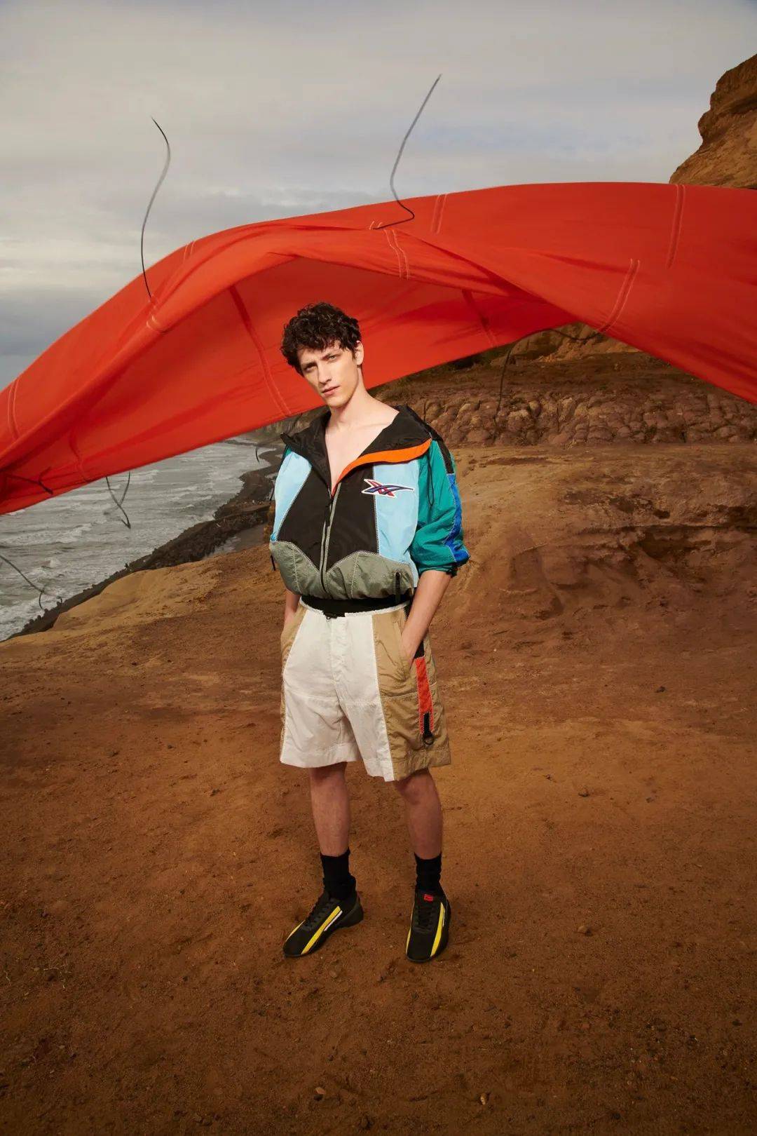 品牌|当运动鞋品牌认真做起衣服来，我再也忍不住了