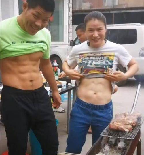 综合格斗排行_女子综合格斗最新排名:张伟丽只排第二,熊竞楠未进前十