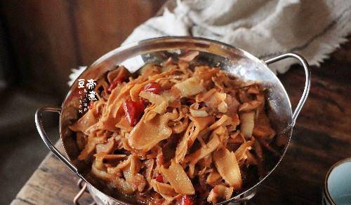 什么样的笋干好吃 9e06fbe9193f44ac8bce9f98cbcb51e2.jpeg