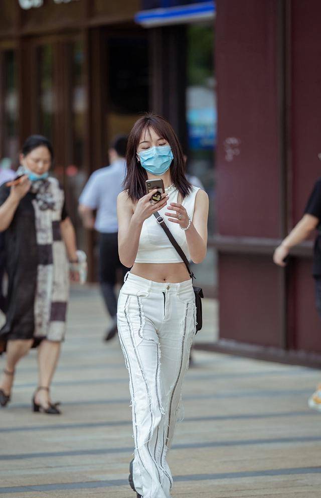 db8ae39134f04d1188c28a17d2a5a3c8.jpeg