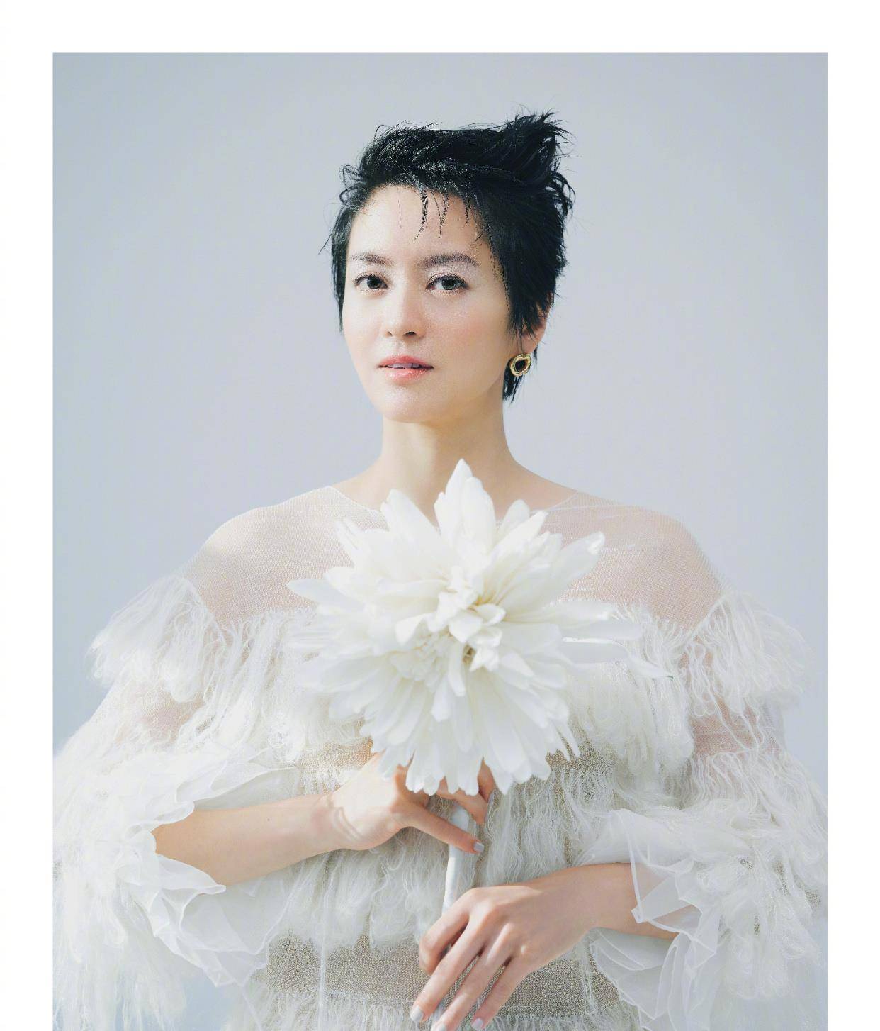 因为|她是被忽略的“冻龄美人”吧？45岁看起来像30岁！