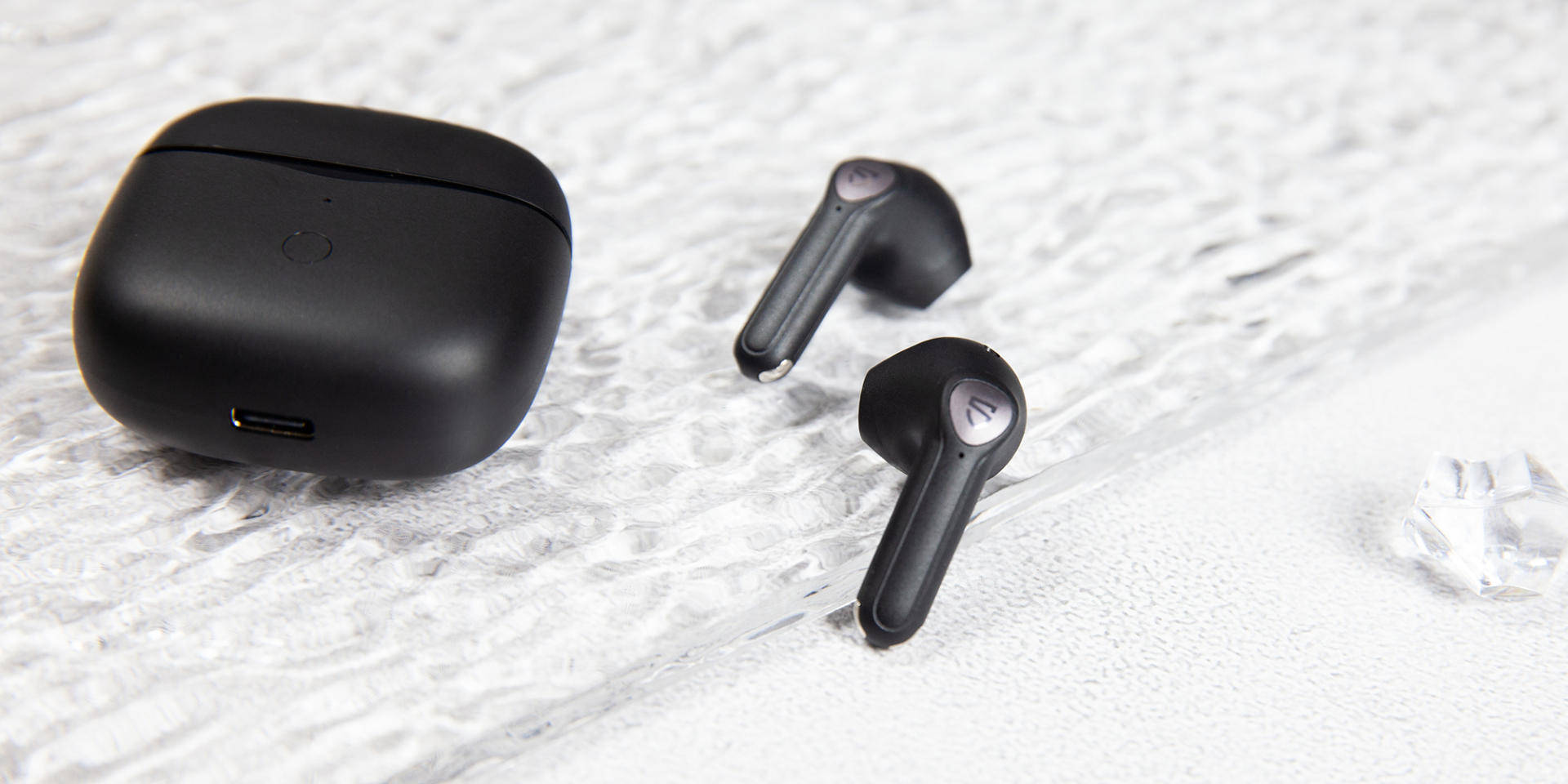 SOUNDPEATS泥炭Air3凭啥是百元档最值得入手的半入耳真无线蓝牙耳机?