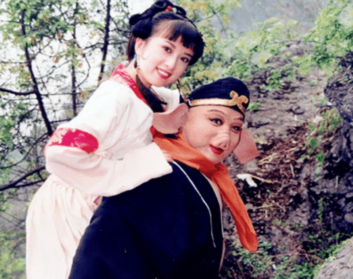 杨春霞|无法重拍的瞬间：唐僧搂着观音，如来穿军大衣，八戒骑黑毛驴