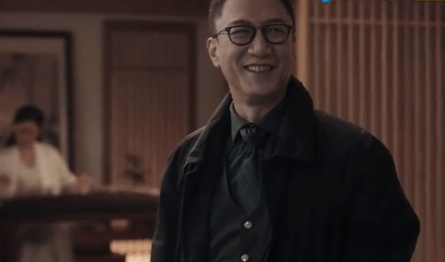 全靠|《扫黑风暴》高开低走，男主一个举动太多余，被指比反派还招人烦？