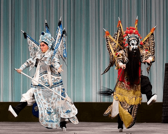 系列|迪丽热巴同款来袭?!梨园的OOTD「潮鞋柜」大起底,重磅新鞋发售曝光!