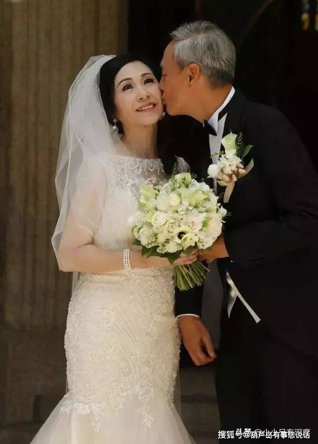 陈俊荣,可谓是tvb第一奸角,前妻去世,63岁的他,还能遇到爱情_陈荣峻