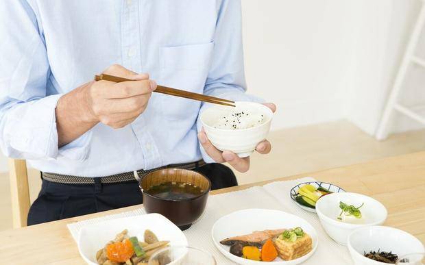 蔬菜|日本孩子早餐PK中国孩子的早餐,孩子早餐这样吃,既长个又聪明