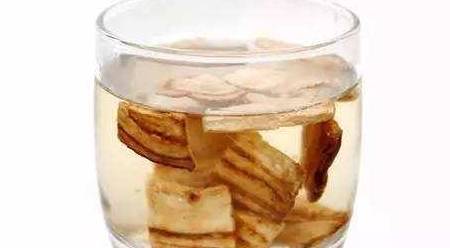 症状|肝脏有了问题，身体会出现这6个症状，发现1个就最好去检查下