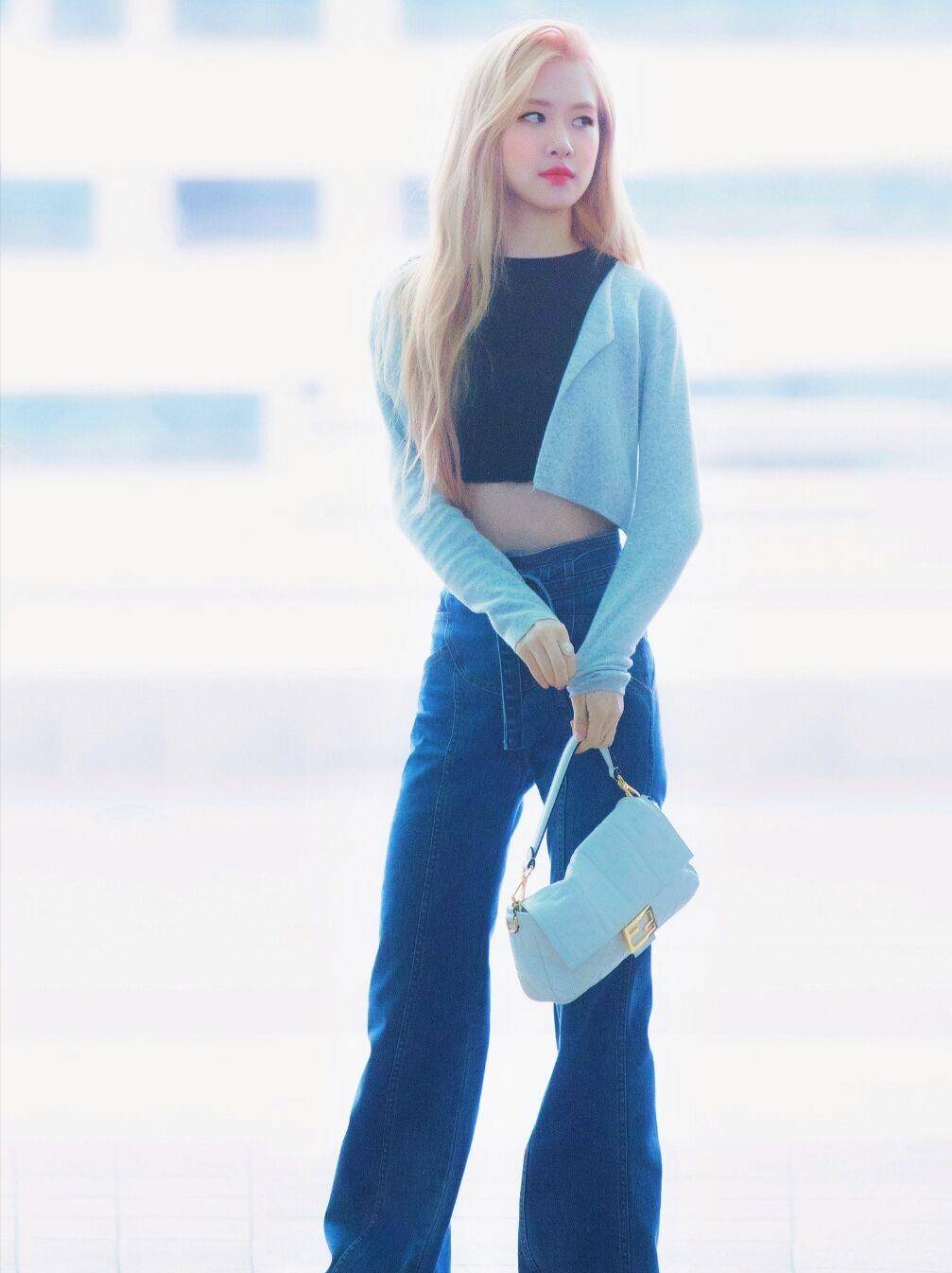 身材|除了老爹鞋，你还差一款老爹牛仔裤，适合微胖女生，特显瘦