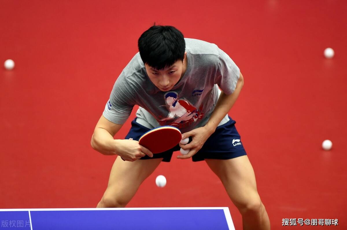 打乒乓球谁是高手一目了然正手攻球50个不掉球你能吗