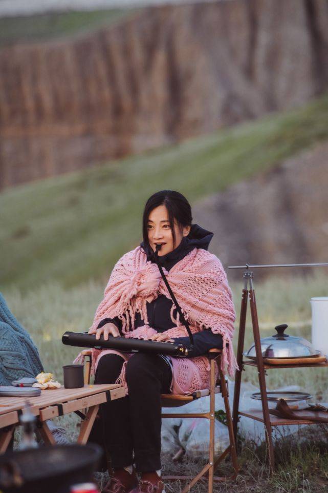 郭柯宇《再见爱人》持续热搜 "女演员与生活"时尚大片打动人心