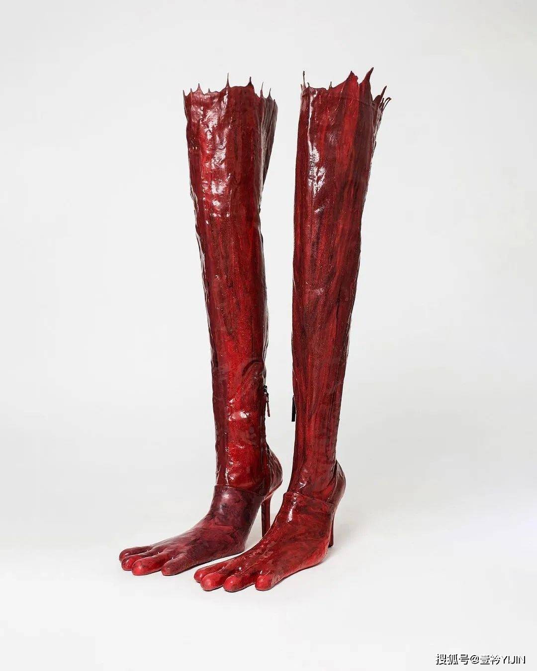 设计|新锐设计师｜靠怪兽五指鞋出圈的服装设计师宝藏品牌