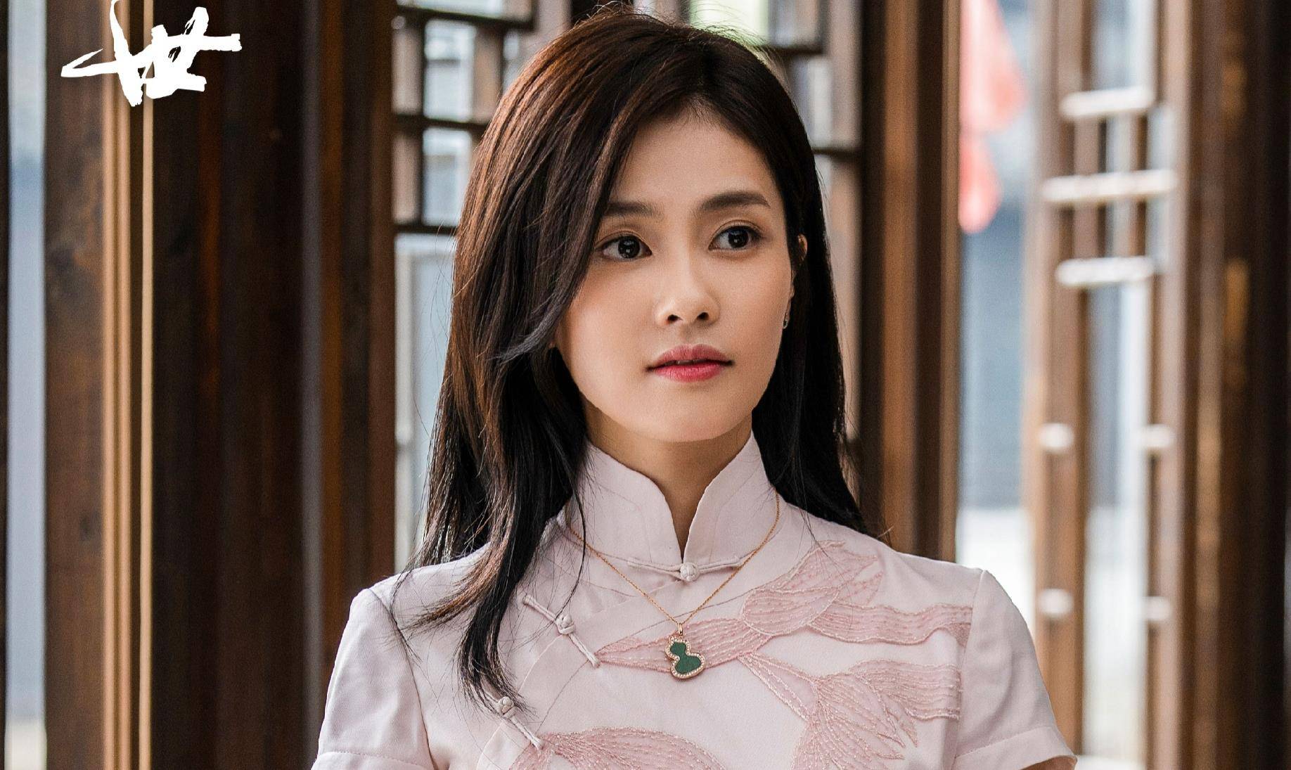 一生一世|《一生一世》成9月收视黑马，稳居热播榜榜首，剧情还原度获好评