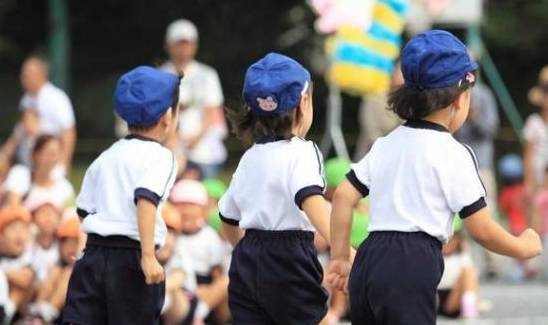 什么|幼儿园老师“反感”这四类家长，孩子也会被疏远，你上榜了吗？