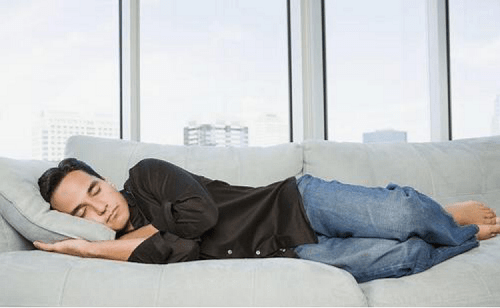 影响|科治好:睡姿不对，腰椎受罪，这样睡腰椎越来越突