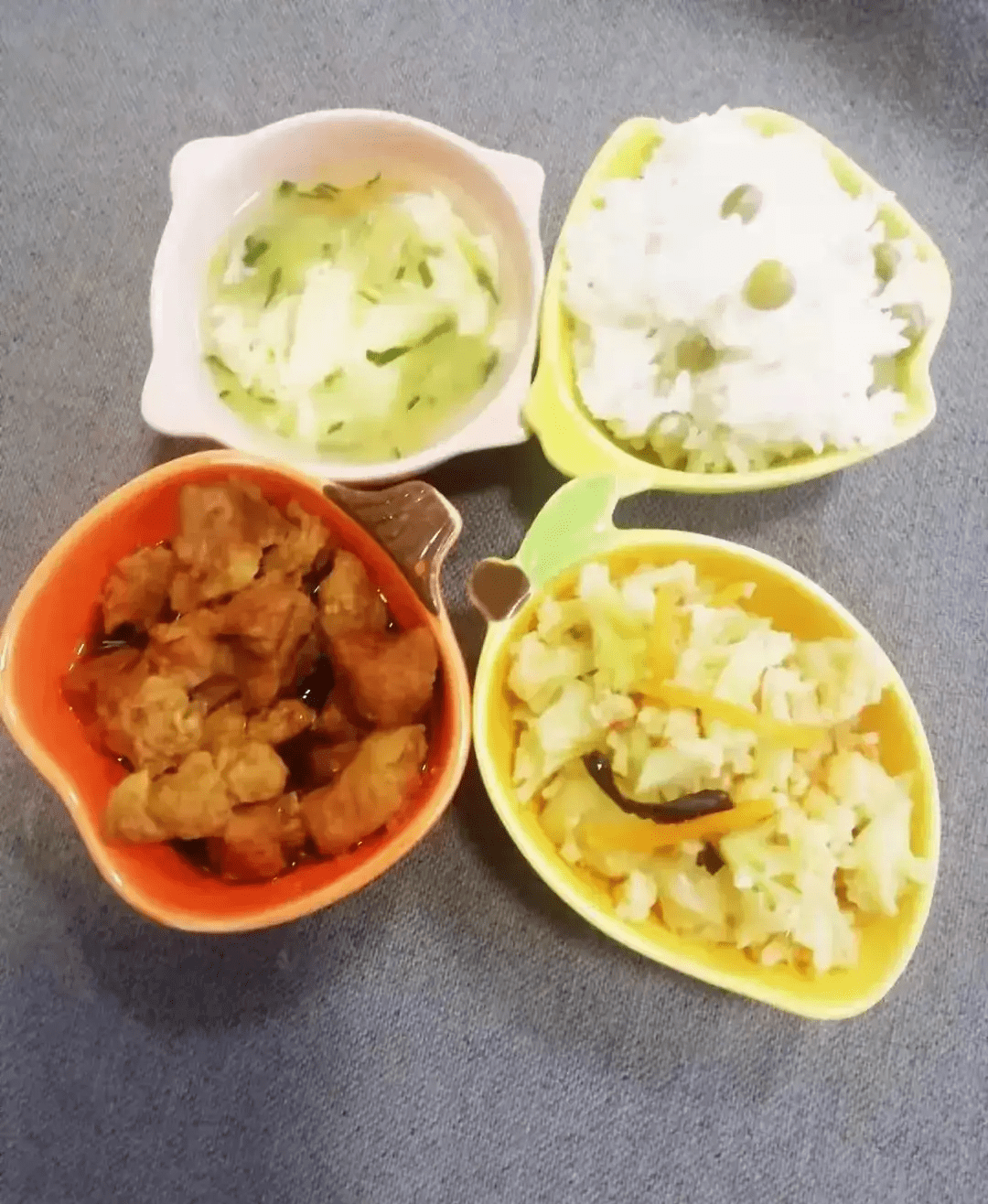 套餐|幼儿园12元的套餐都是什么样？家长看后：“这能吃饱吗？”