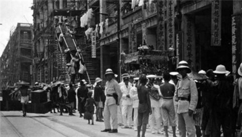 民国|她是红极一时的民国影后，晚年为何沦落街头乞讨？2个字毁了她