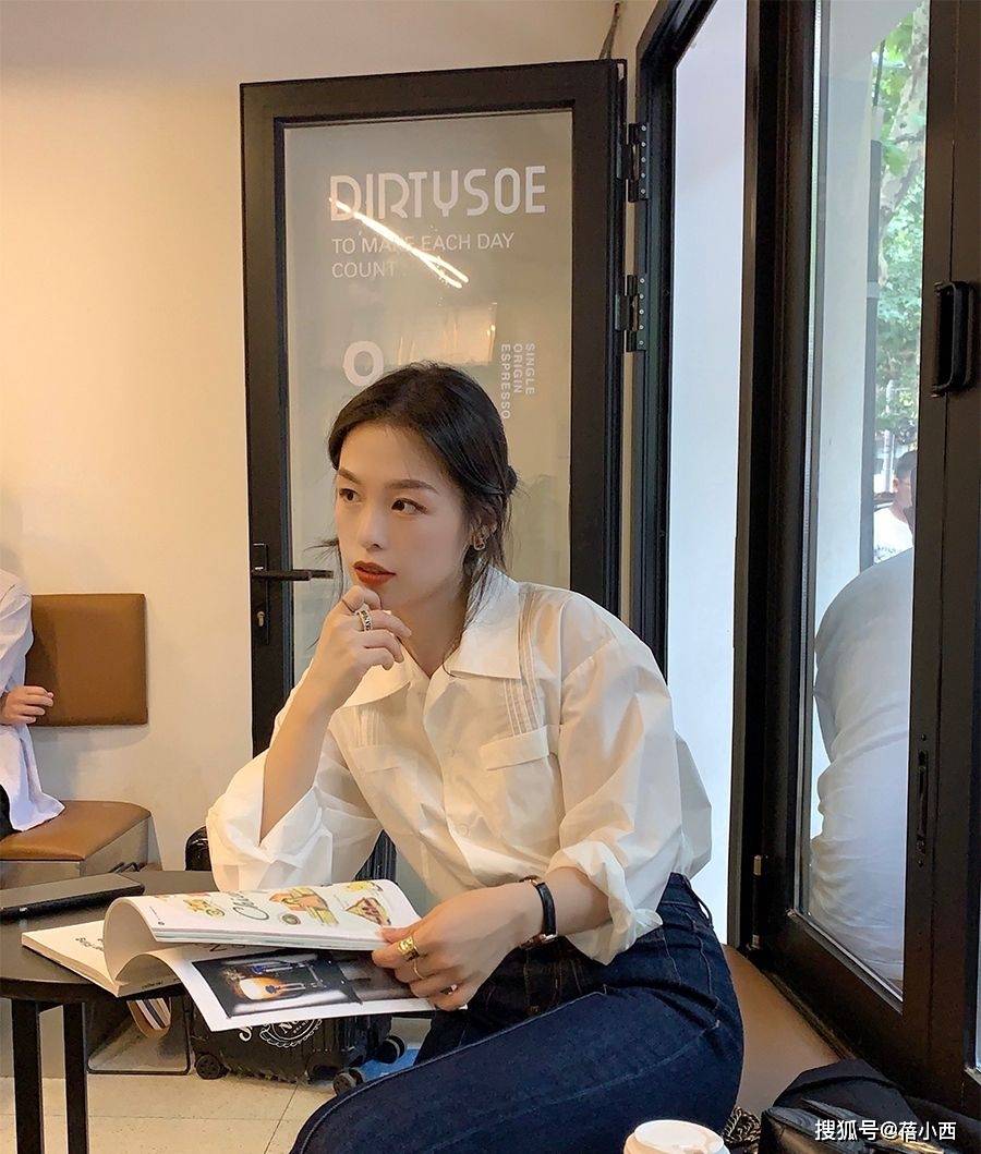 花样|美女的气质之道，精致的穿搭不用繁琐，一件“衬衫”穿出花样造型