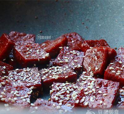 汤汁|上海特色小吃——蜜汁豆干