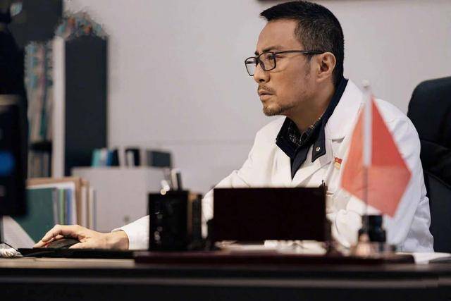 面孔|《中国医生》定档,主演都是熟悉面孔,特邀主演却让人坐不住了!