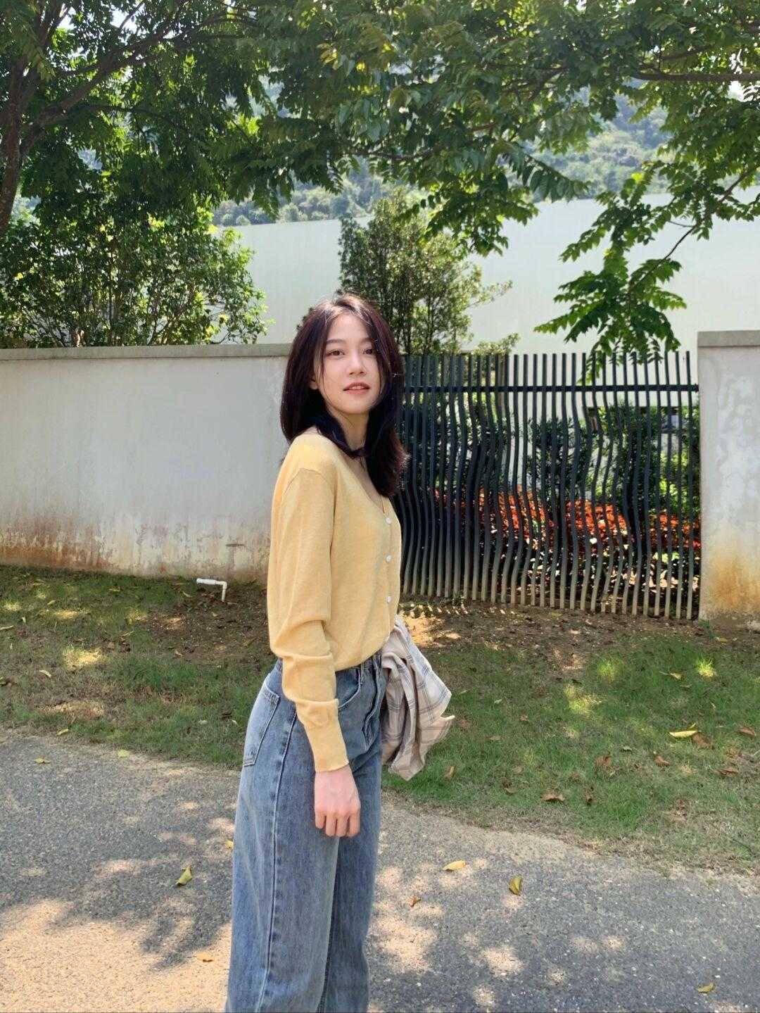 显得|真正懂“穿搭”的女人，秋季穿衣都会注意这几点，日常实用不挑人