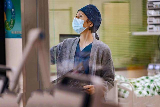 面孔|《中国医生》定档,主演都是熟悉面孔,特邀主演却让人坐不住了!