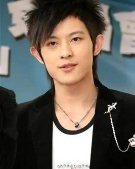 李响|《披荆斩棘》“问题”哥哥群像：有人死赖着不走，关键时刻见人品