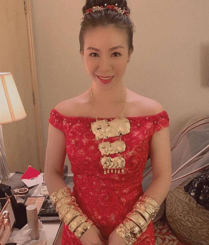 演员康磊变身“摄影师”写真显自然