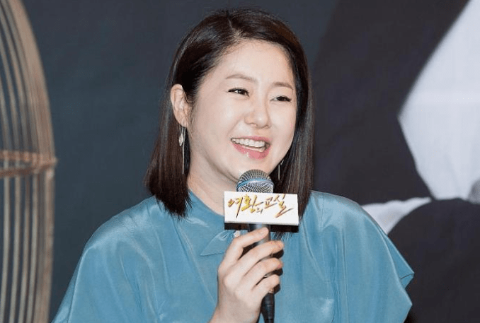 王京花身价多少亿现状 e36407facd8c48fb99cc6a28d9a63d45.png