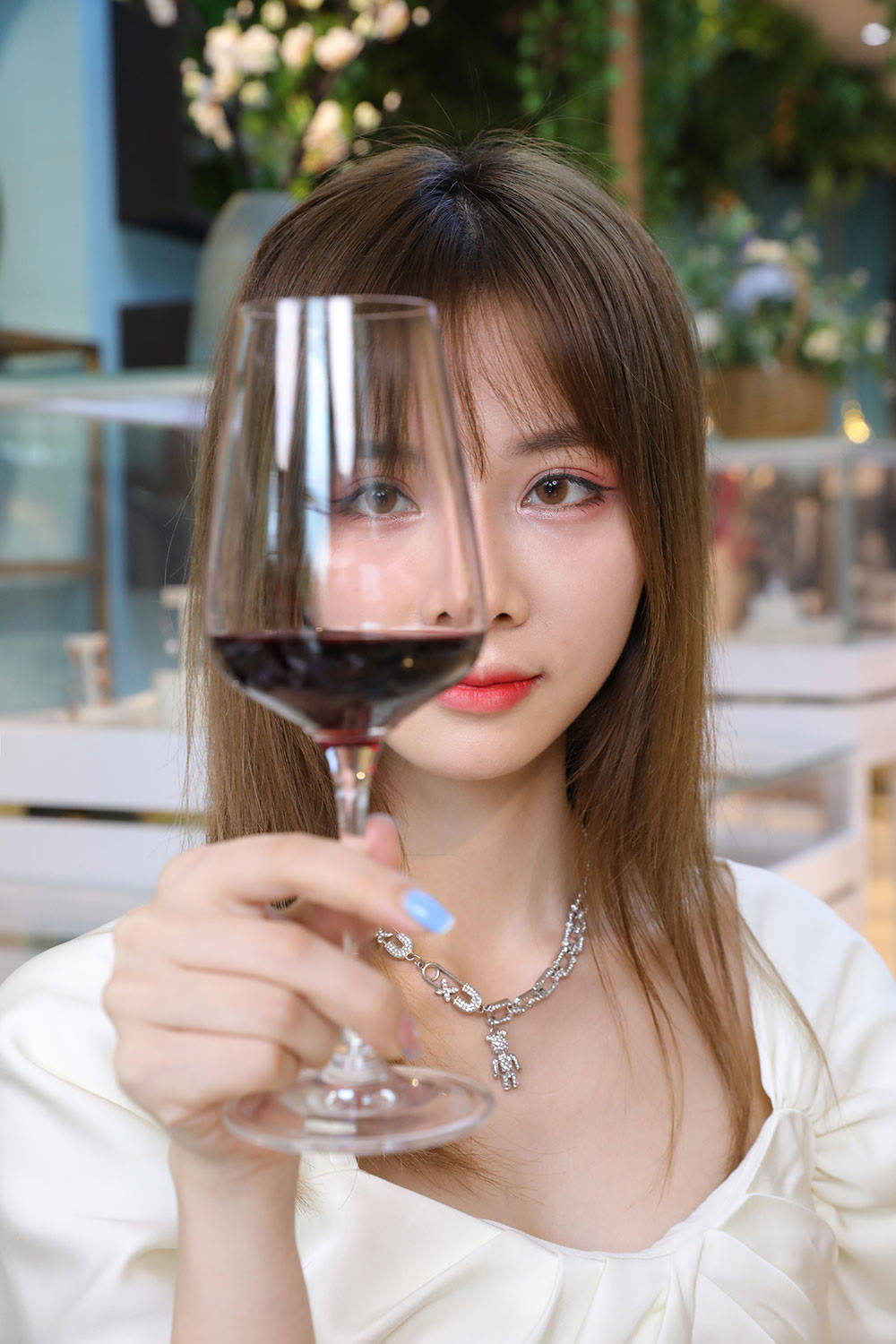 因为|女酒客莹莹手把手教你如何选择红酒