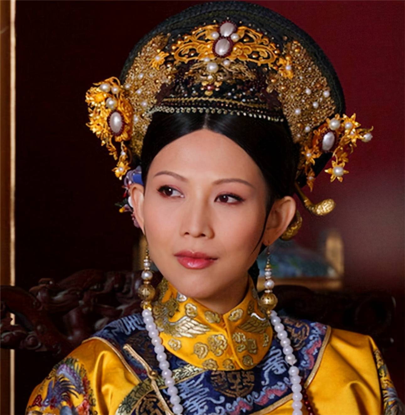 甄嬛传:宜修对付怀孕嫔妃,还有一招更阴损的,比打胎绝育更歹毒_徐婕妤