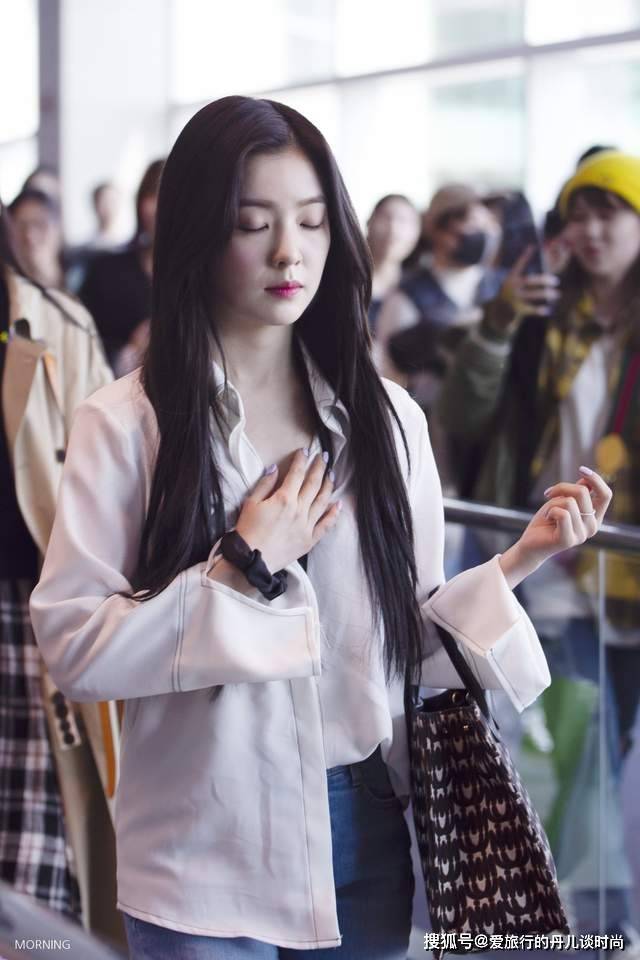 唯美|韩国美女明星裴珠泫时尚穿搭 清纯 唯美 高冷 逆天颜值简直美爆了